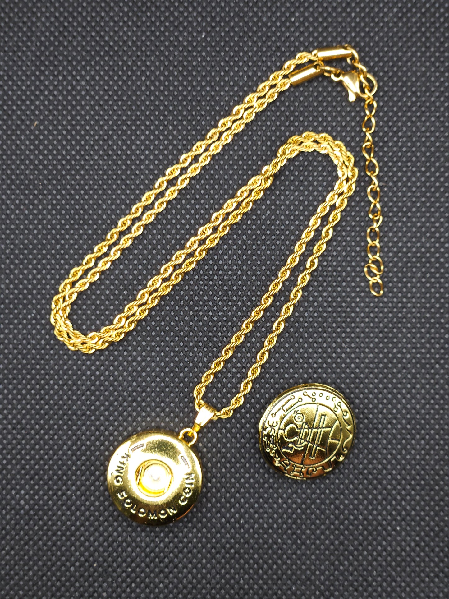 Secret Seal of Solomon Necklace with 72 Names of God Snap Button