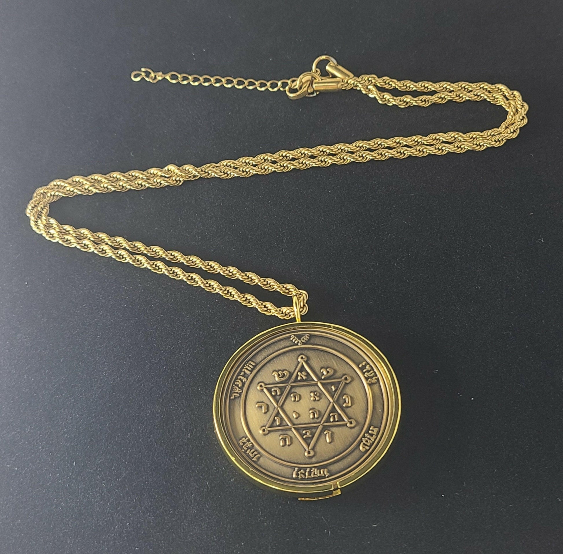 Second Pentacle of Jupiter 72 names of God 1FitAll bezel Necklace.