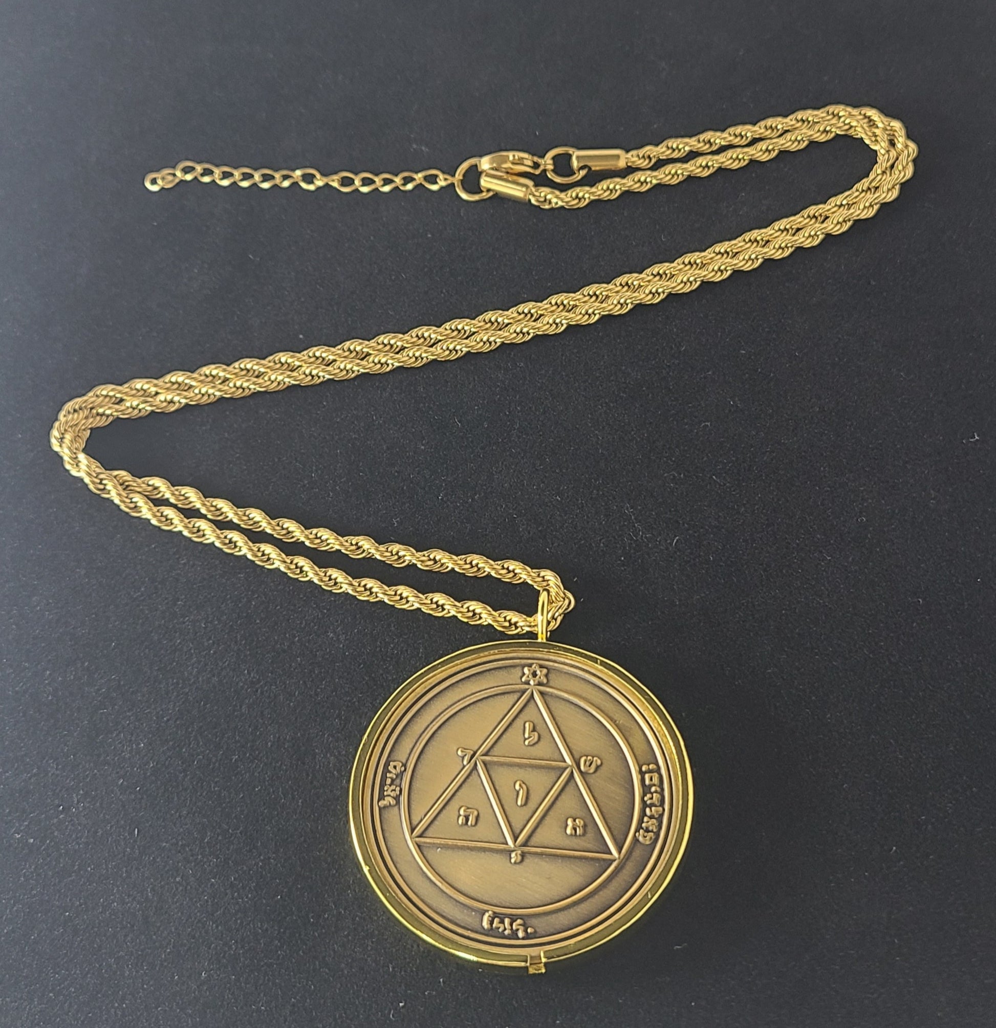 Third Pentacle of Mars 72 names of God 1FitAll bezel Necklace.