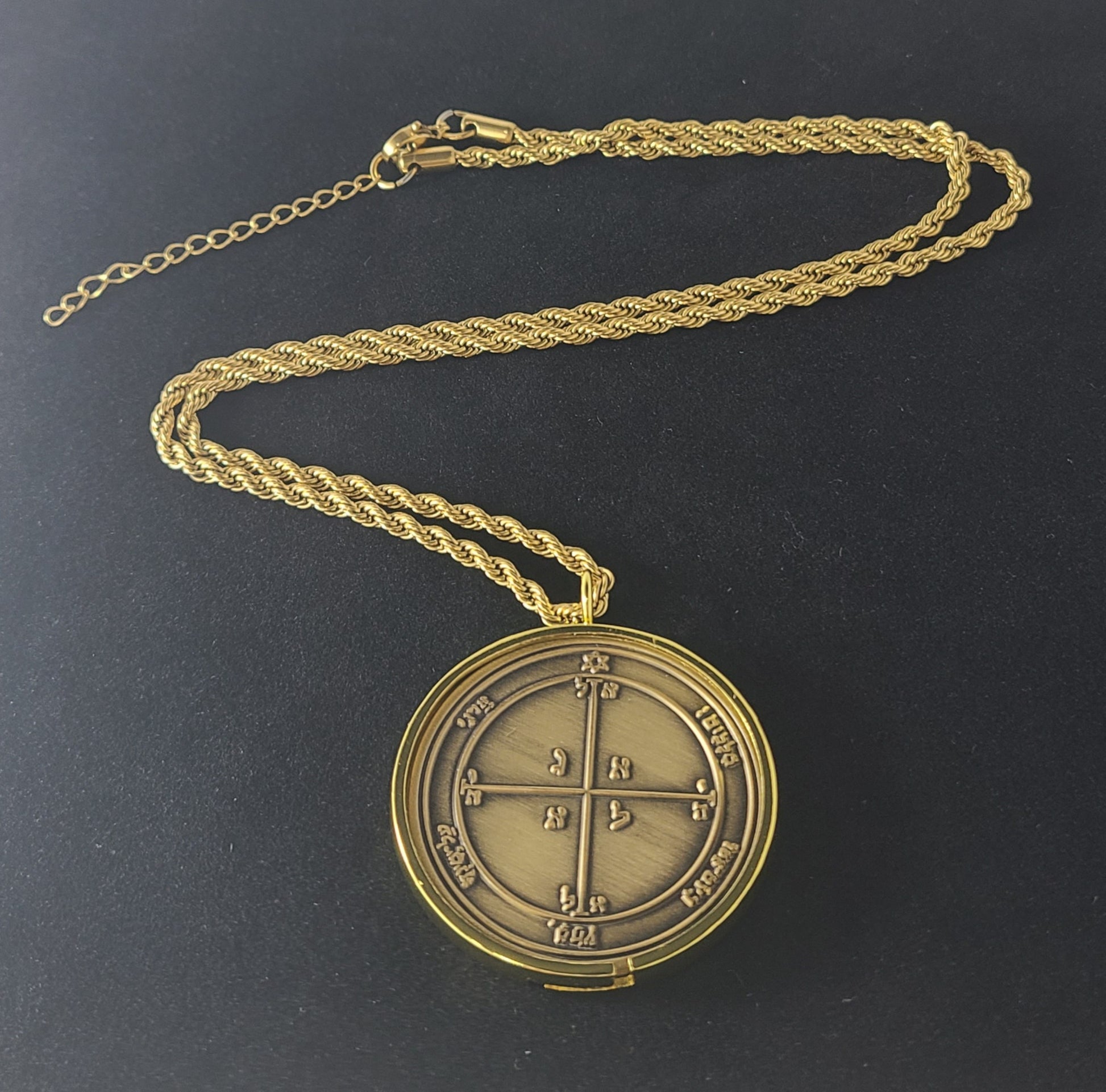 Fourth Pentacle of Mars 72 names of God 1FitAll bezel Necklace.