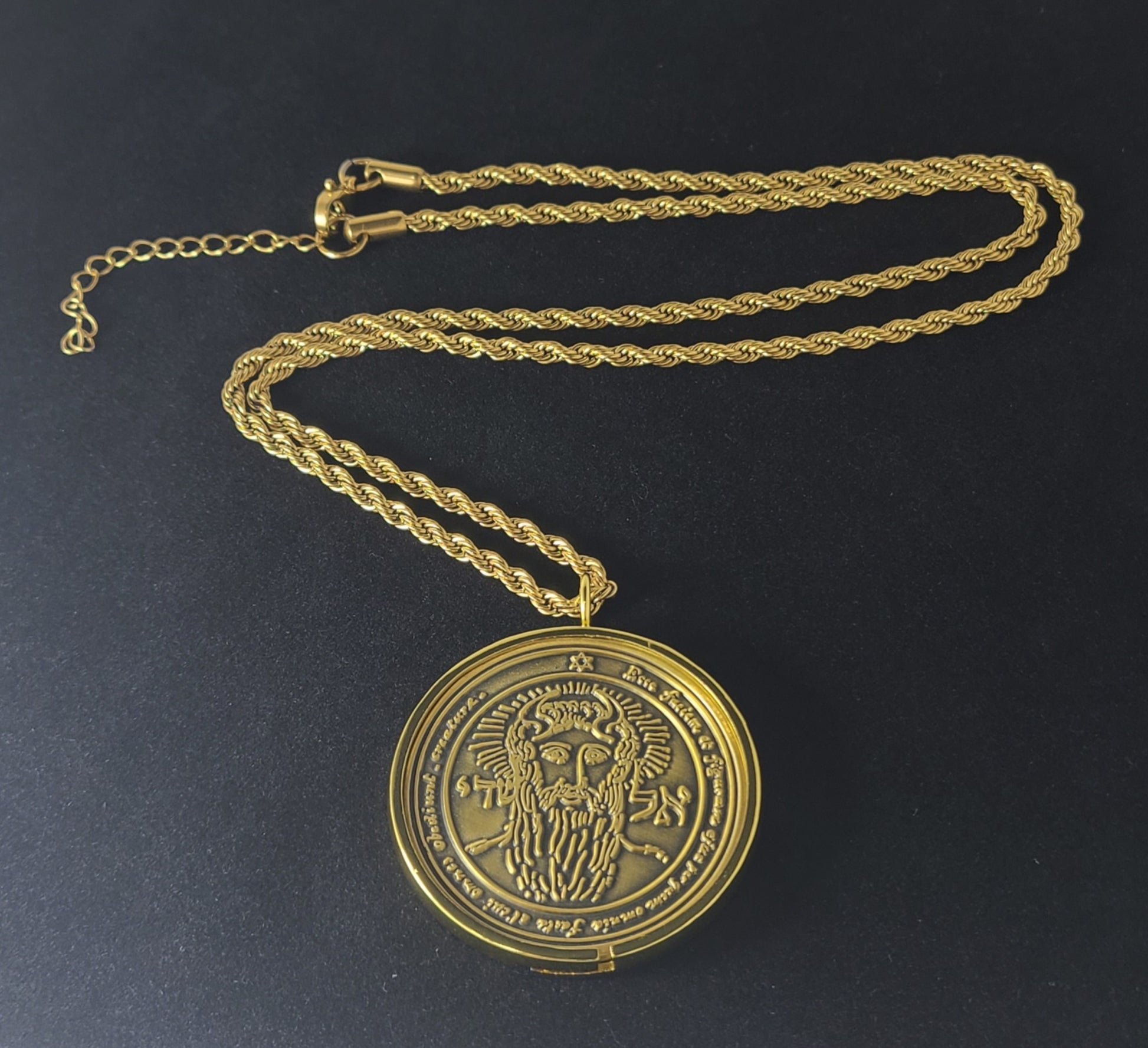 First Pentacle of the Sun "El Shaddai" 72 names of God 1FitAll bezel Necklace.